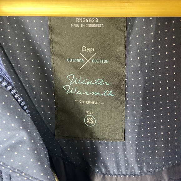 Gap XS puff vest - Picture 5 of 7